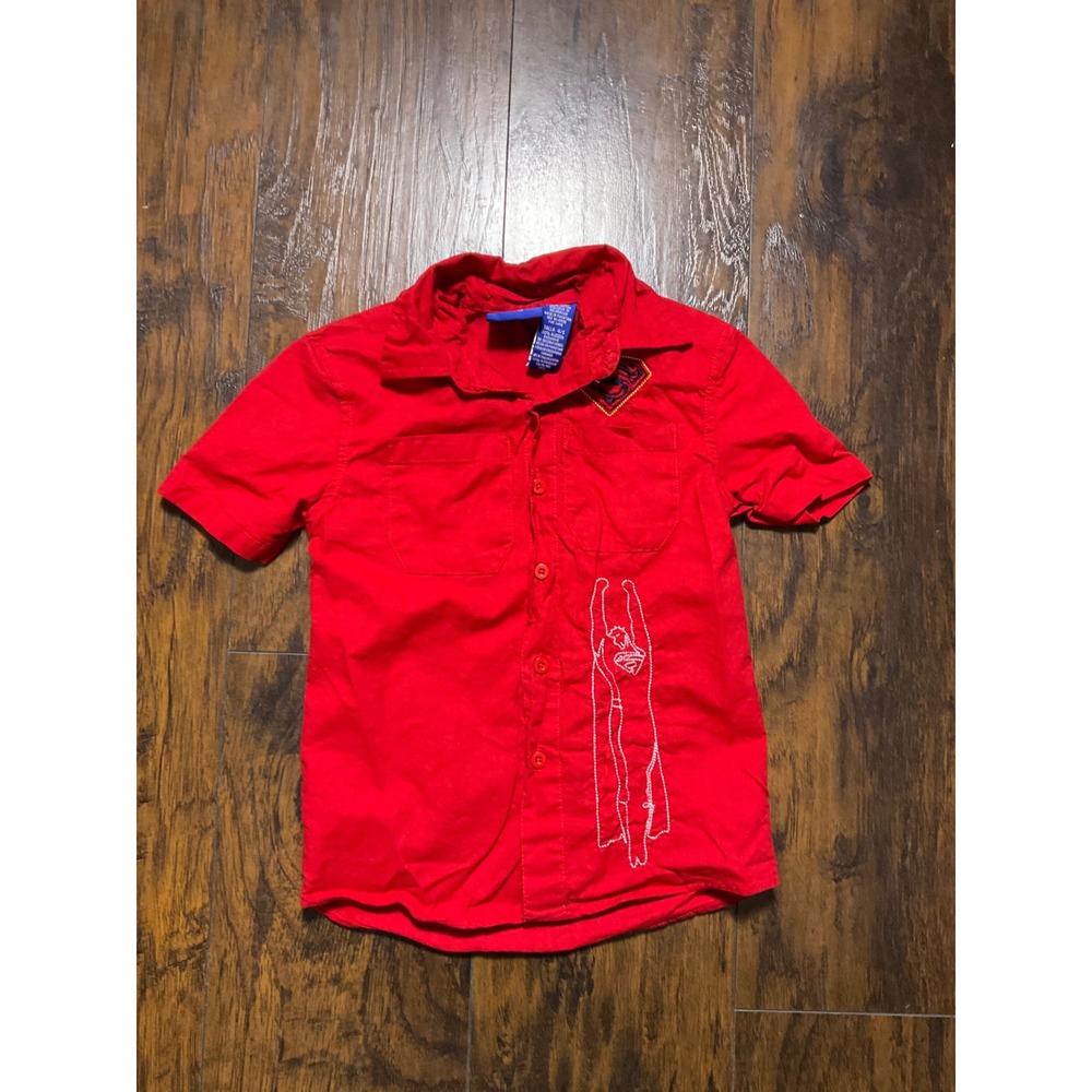 Superman DC Comics Red Button Down Shirt Boys Size 4/5 Short Sleeve Cotton Top - Picture 1 of 6